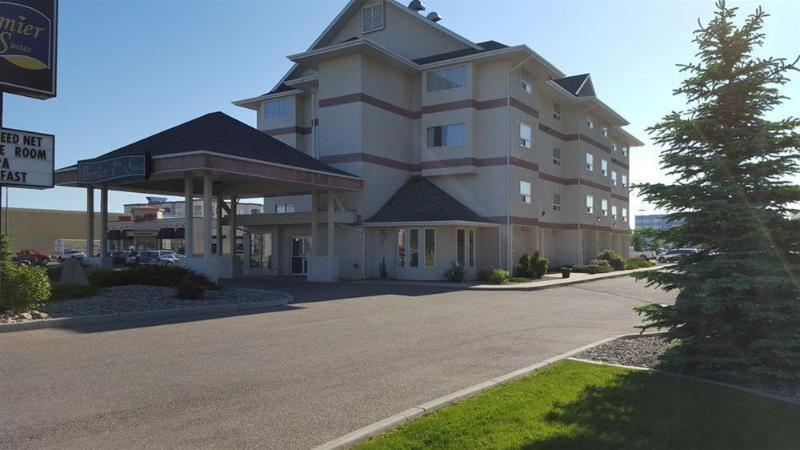 Surestay Plus Hotel By Best Western Lethbridge Exteriér fotografie